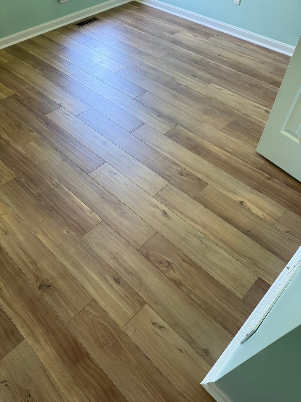Audacity flooring in the color Ashville.